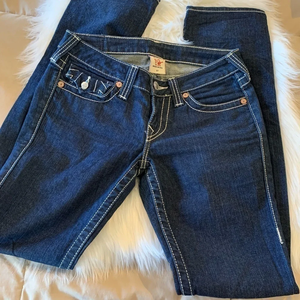 True Religion New Size 27 Dark Wash Billy Seat NWOT.​​​​​​​​​​​​​​​​​​​​​